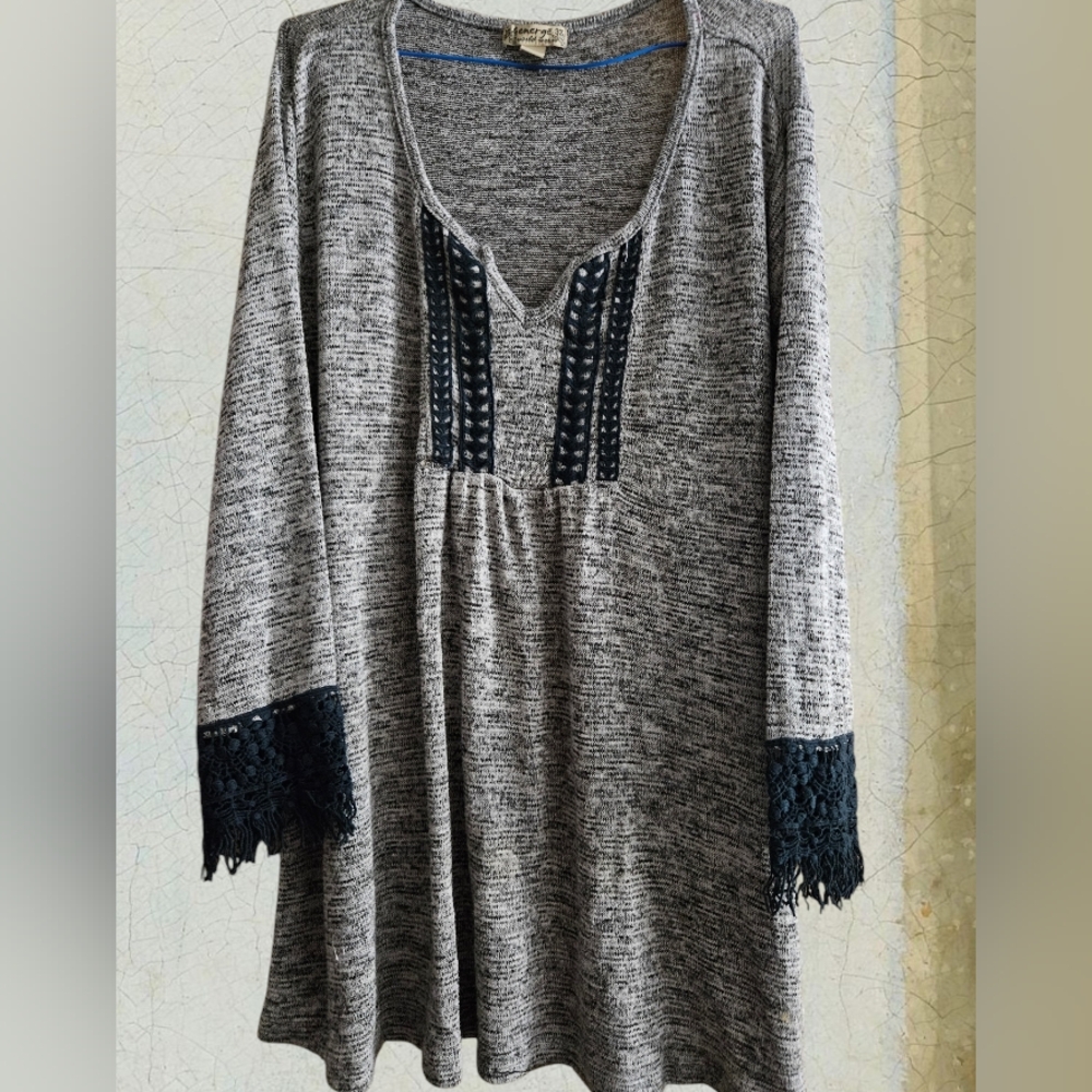 PLUS SIZE gray bluish sweater